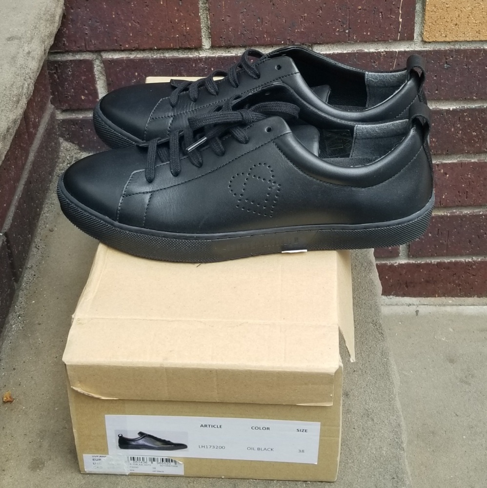 LIEBESKIND Perforated Logo laced black sneakers